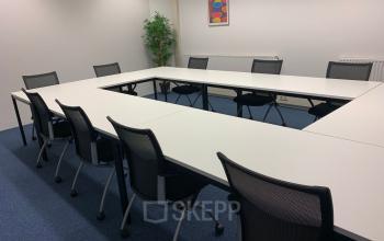 Modern conference room at Galvanistraat 1, Ede, suitable for those looking for an office to rent with spacious meeting facilities.