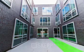 Exterior view of the office building located at Flight Forum 40, a prime location for office space rental at Eindhoven Airport.