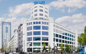 Exterior view of the historic Lichttoren building in Eindhoven Center, offering office space rental opportunities.