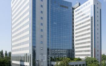 Büro mieten im repräsentativem Bürogebäude an der Theodor-Heuss-Allee in Frankfurt Bockenheim