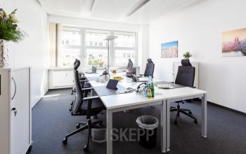 Heller Meetingraum im Business Center in Frankfurt, Mainer Landstraße