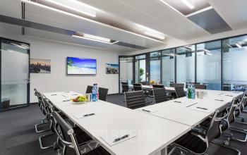 Big meeting room in the Business Center in Frankfurt, Mainzer Landstraße