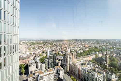 Atemberaubende Aussicht aus den Büros zur Miete in Frankfurt Innenstadt
