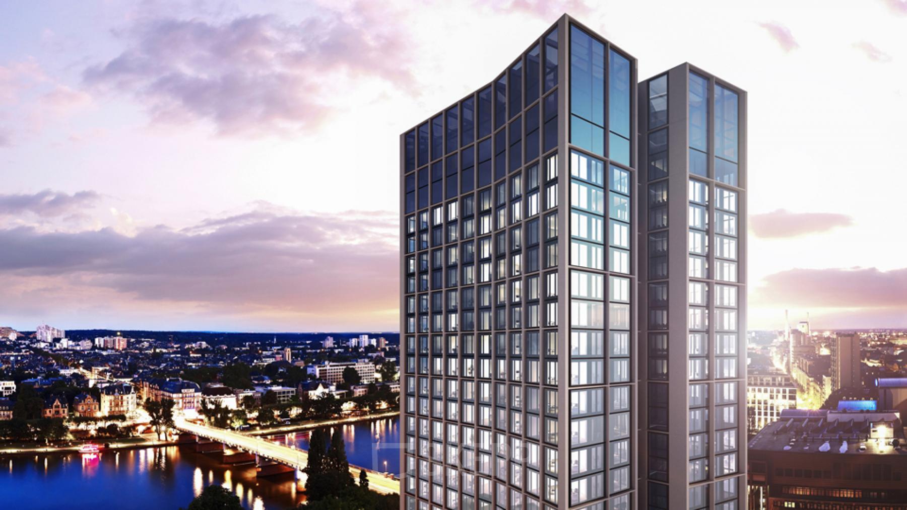 Bürogebäude in der Neuen Mainzer Straße 6, Frankfurt Innenstadt, bei Sonnenuntergang mit Panoramablick auf die Stadt.