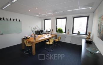 kantoorkamer huren uitstekende locatie groningen