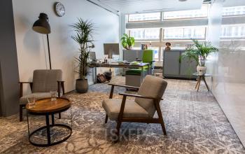 Office space with natural lighting