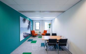 kantoorruimte werkplek kleur modern SKEPP