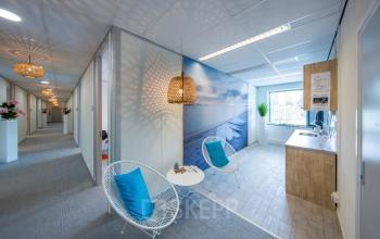 pantry stoel kantoorpand kantoorgebouw Haarlem
