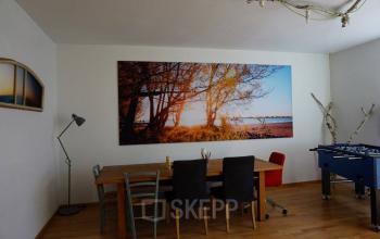 Großer Gemeinschaftsbereich im Bürogebäude in Hamburg Altona