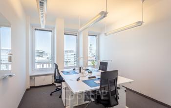 Tolle Aussicht aus Privatbüros im Business Center in Hamburg