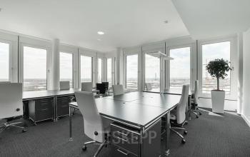 Rent office space Überseeallee 10, Hamburg (3)