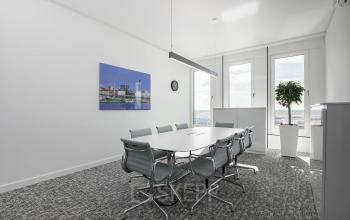 Rent office space Überseeallee 10, Hamburg (3)