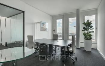 Rent office space Überseeallee 10, Hamburg (3)