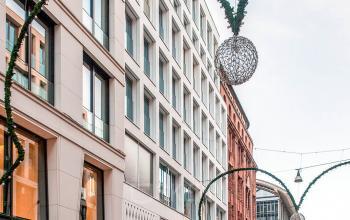 Vordereingang Bürogebäude Neuer Wall