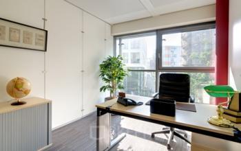 Erstklassiges Büro mieten in der Immobilie am Valentinskamp in Hamburg Neustadt