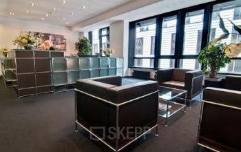 Bequeme Business Lounge der Immobilie in Hamburg