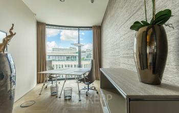 Office for rent with a beautiful view
