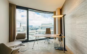 Rent an office with a breathtaking view in Hamburg
