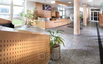 Business Center mit schickem Eingangsbereich in Hamburg Wandsbek