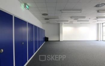 Große helle Bürofläche zur Miete in Hannover Döhren