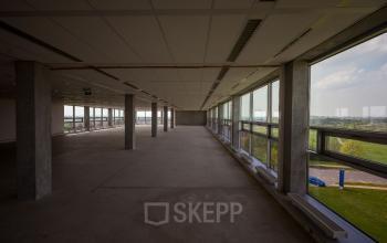 A big emty office space