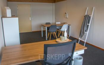 kantoorpand met opslagruimte huren Helmond Steenovenweg