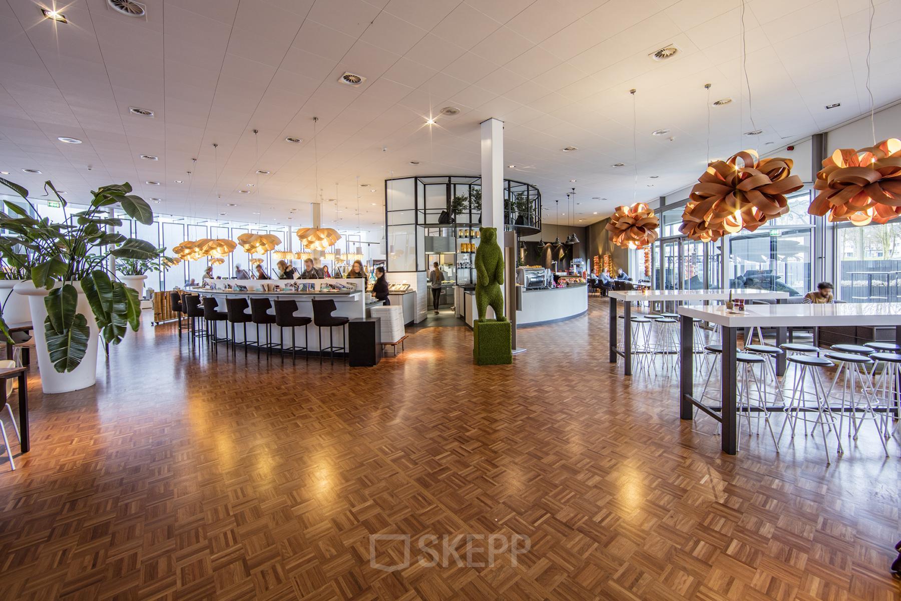 restaurant lunch catering hoofddorp kantoorpand polarisavenue huur