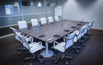 meeting room kruisweg white chairs
