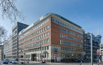 Beeindruckende Außenansicht des Bürogebäudes in Köln, Kaiser-Wilhelm-Ring