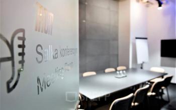 sala konferencyjna w budynku biurowym galileo kraków