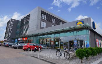 budynek biurowy z zewnątrz lindego 1c kraków