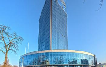 biurowiec k1 z zewnątrz kraków
