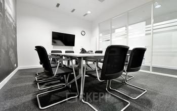 sala spotkań w biurowcu-rogozinskiego