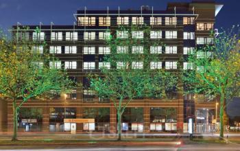 Exterior view of the office building located at Schipholweg 55-89, Leiden, available for office space rental.