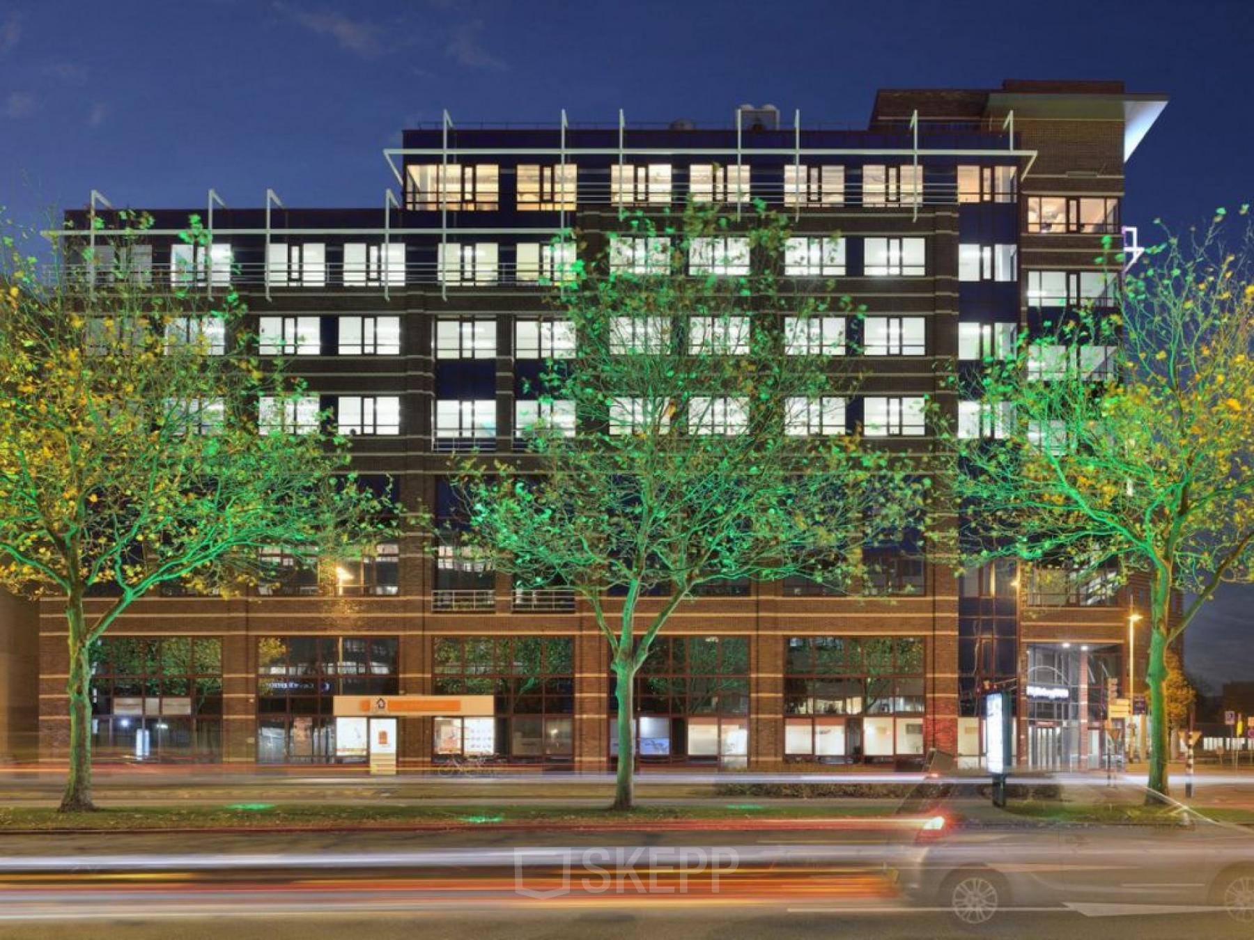 Exterior view of the office building located at Schipholweg 55-89, Leiden, available for office space rental.