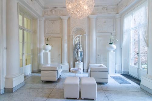 Monumental office building Maastricht