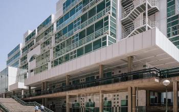 Ven a trabajar con nosotros en la Plaza de Carlos Trias Bertrán 71