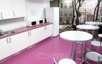 Office moderno en las oficinas AZCA