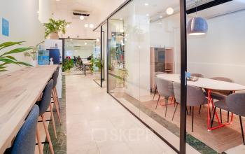 Alquilar oficinas Calle Colegiata 9, Madrid (2)