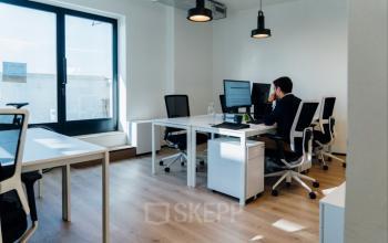 Alquilar oficinas Calle de Pedro Muñoz Seca 2, Madrid (10)