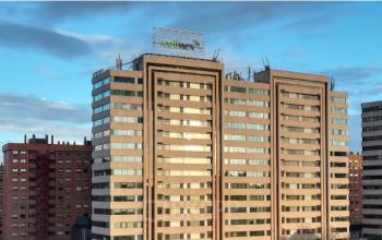 Alquilar oficinas Calle Juan Esplandiú 11, Madrid (4)