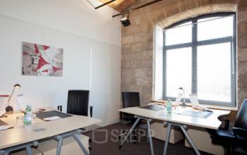 Bureaux décorés avec goût à Place de la Joliette