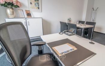 Modernes Büro mieten im Business Center in München