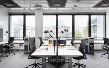 Moderne Arbeitsplätze im Business Center in München