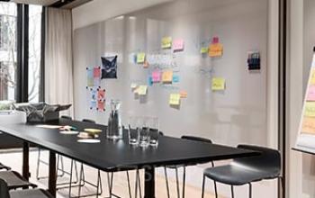 Zahlreiche Besprechungsorte im Business Center in München