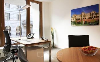 Helles Büro mieten in München-Maxvorstadt an der Theresienstraße