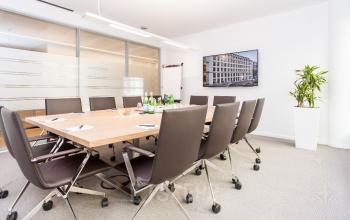 Hochmoderner Besprechungsraum nach allerneusten Standards in München-Maxvorstadt