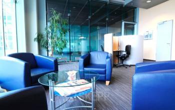 Erstklassiger Loungebereich im Business Center in München Nord