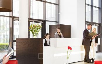 Büro in Business Center mieten mit repräsentativen Eingangsbereich in München Riem