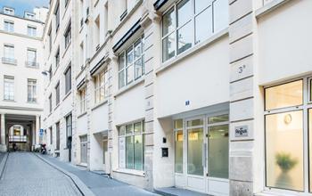 Entrée centre d'affaires dans la Rue Taylor